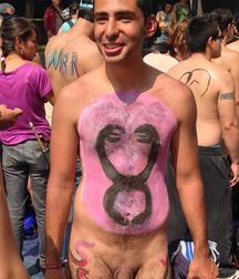Fun Men in fun thing... 599ef585c5dc2.jpg
