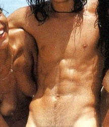 Fun Men in fun thing... 599ef595587ea.jpg