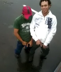 Fun Men in fun thing... 599ef5b5d83d1.jpg