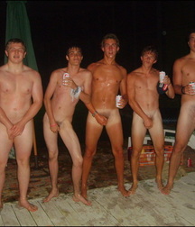 Fun Men in fun thing... 599ef5c871c79.jpg