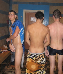 Fun Men in fun thing... 599ef653619d6.jpg