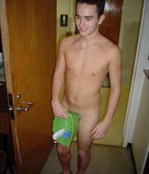 Fun Men in fun thing... 599ef65775cac.jpg