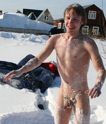 Fun Men in fun thing... 599ef67968e81.jpeg