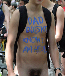 Funny men 59a1b1da92bfb.jpg