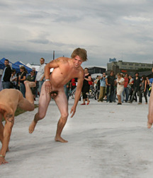 Funny men 59a1b1e84296d.jpg