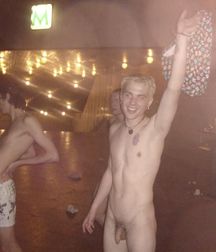 Funny men 59a1b1ffa9d5c.jpg