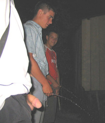 Funny men 59a1b2aa81752.jpg