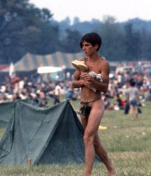 Fun Men in fun thing... 59a682b1cc8ba.jpg