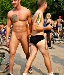 Fun Men in fun thing... 59a682eac74f6.jpg