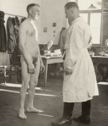 Fun Men in fun thing... 59a682faba0c6.jpg