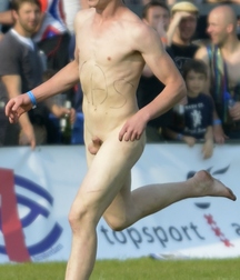 Funny men 59ac46a2286df.jpg
