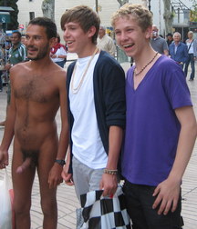 Funny men 59ac472974d23.jpg