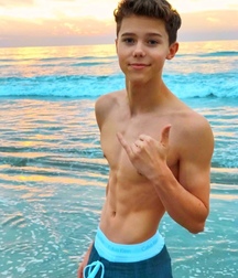 Wow13 5ce8a3207c047.jpg