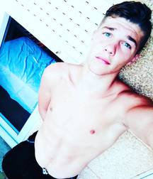 My spanish boys - Mis chicos españoles 57a2271a3d6a6.jpg