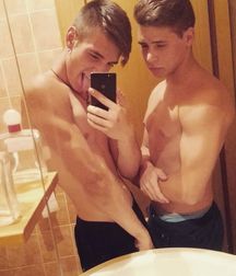 My spanish boys II - Mis chicos españoles II 57ab4e3c00ce7.jpg