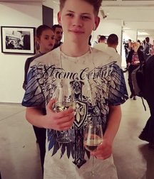 Massive boy 5ac3f8aef33e0.jpg