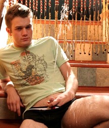 Boys Pissing 4 56da1620c2437.jpg