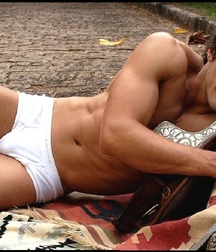 Briefs 61 5863f109098ad.jpg