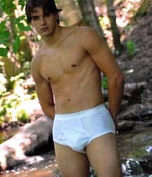 Briefs 61 5863f10dd832c.jpg