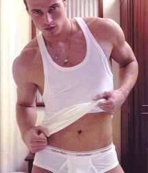 Briefs 73 586c38416a02c.jpg