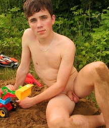 Boys 52 5880f324f3efd.jpg