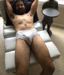 undies 10 598511885d7c0.jpg