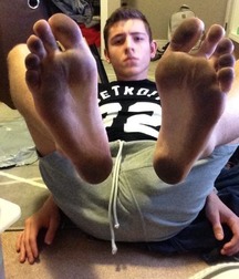 Twink feet pt. 2 5b972768b71d5.jpg