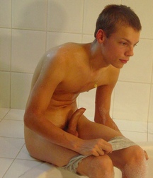 Very young & very sexy 5. 5a9537e0ac22b.jpg