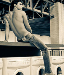 Black and white 571082a2dd2e3.jpg