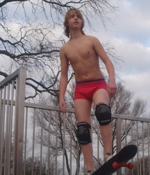 Shirtless and beautifull boys 57963a75d289e.jpg