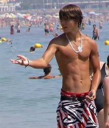 Shirtless 2 57fa0066a9d71.jpg