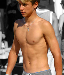 Shirtless 2 57fa006dabe36.jpg