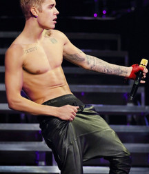 Shirtless 3 57fa0659b2152.jpg