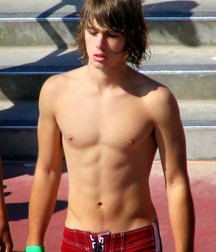 Shirtless 3 57fa066aa8b9b.jpg