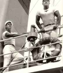 Vintage black and white 58009c12dd355.jpg