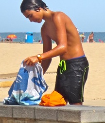 Shirtless 5 580876fe18923.jpg