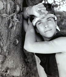 XBG Black and white 58144a85051cc.jpg