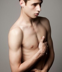 XBG Shirtless 58159bb3b52aa.jpg