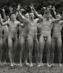 XBG Black and white 3 5820a0e52fbc7.jpg