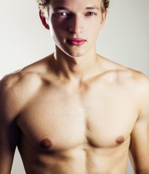 XBG Shirtless 3 5825a0dd7405c.jpg