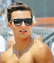 XBG Shirtless 5 583a9d051671e.jpg