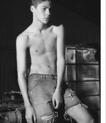 XBG Black and white 10 586b736b6e152.jpg
