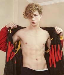 XBG Shirtless 8 586b7ded2f51d.jpg
