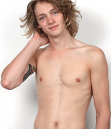 XBG Shirtless 9 586e5c790c8e0.jpg