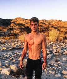 XBG Shirtless 10 5888d816011a4.jpg