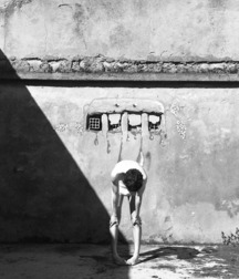 XBG Black and white 17 58b6f7ae38623.jpg