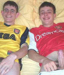 TEEN LADS YOUNG LADS 59776d957e9dc.jpg