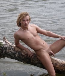 TEEN LADS YOUNG LADS 1 597773618baf8.jpg