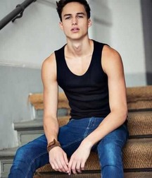 Cute Boys 001 5724dd0b9d48c.jpg