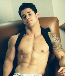 Cute Boys 001 5724de0fd9458.jpg